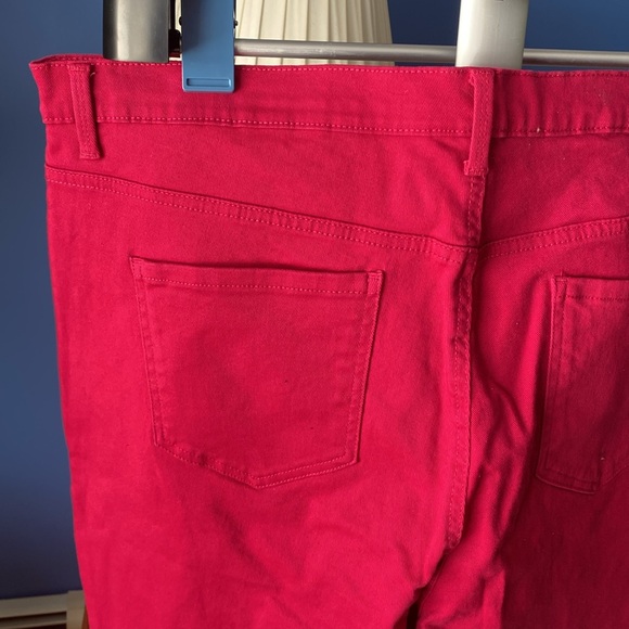 NWOT Bright Pink Stretch Jeans - Picture 6 of 6